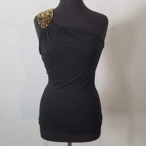Black one-shoulder tank with golden applique